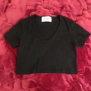 Stylenanda Cropped V-neck top